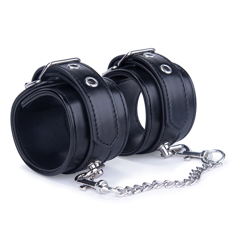 Luxury wrist handcuffs Bond