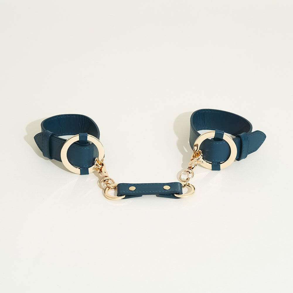 Adjustable handcuffs halo of Ouch !