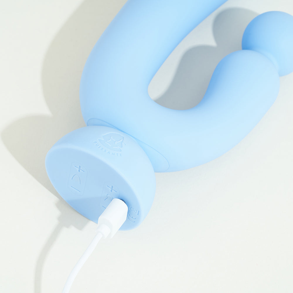 Chouchou rabbit by Puissante - Light Blue