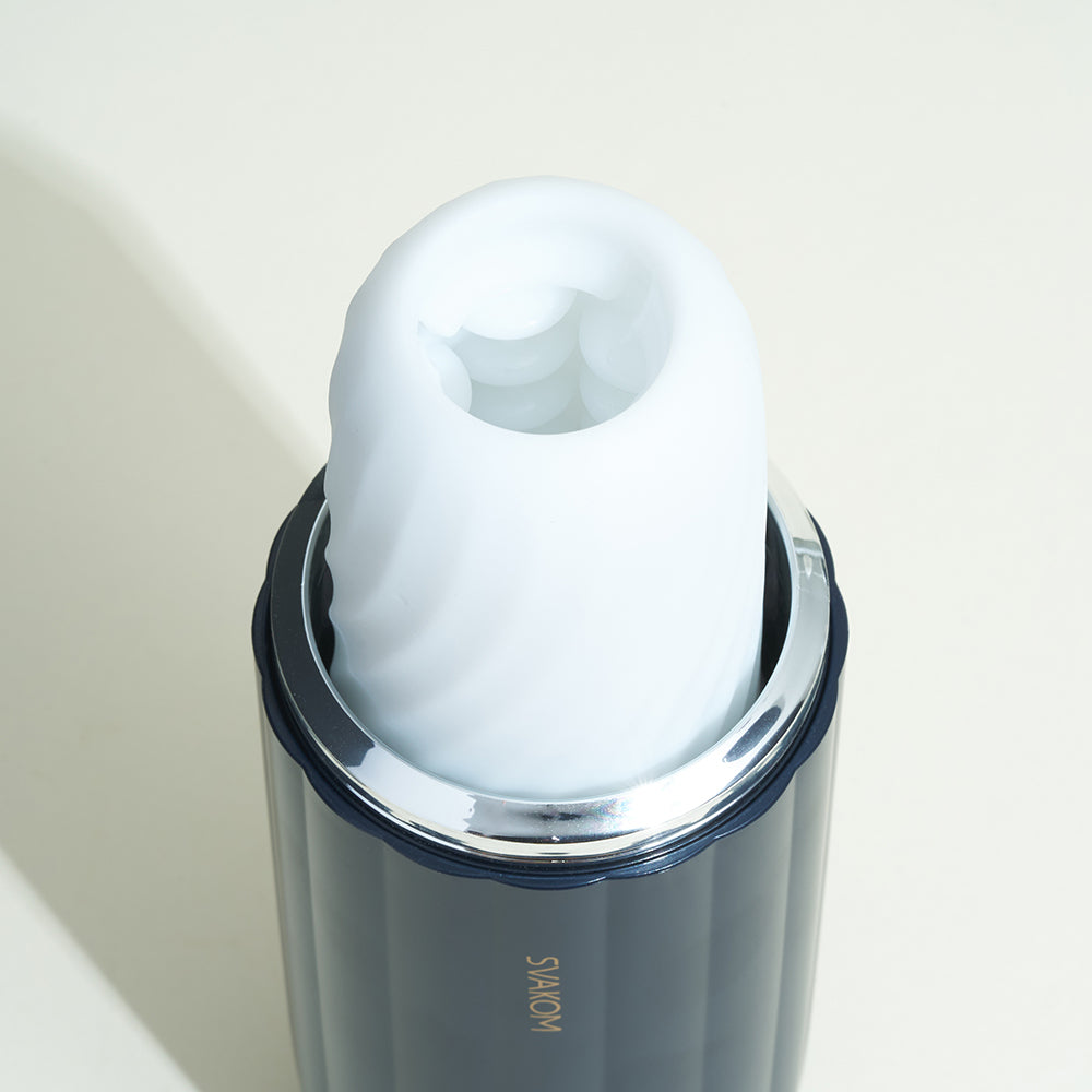 Connected masturbator Alex Neo 2