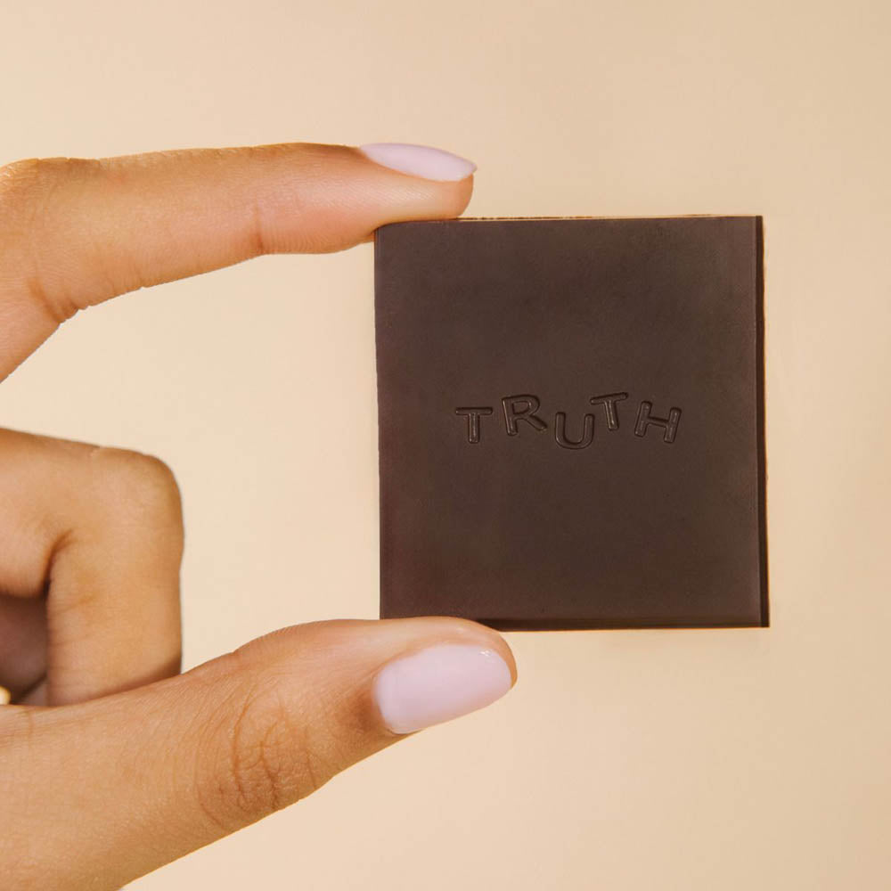 Black Chocolate Aphrodisiac Strawberry and Spices 