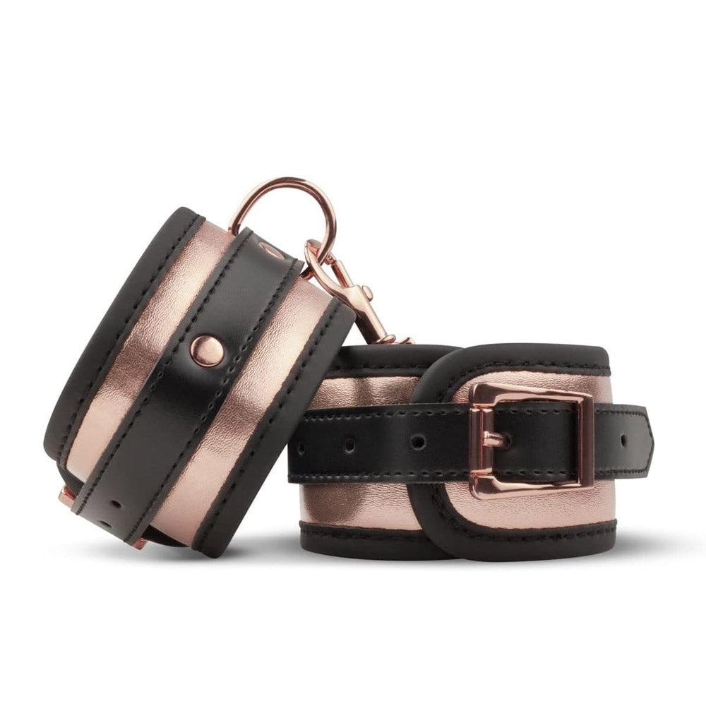 Rosy Gold – 9-piece BDSM Set 