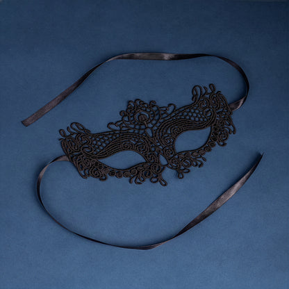 Spitzenmaske