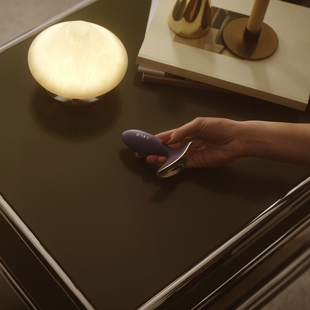 Surf 2 of Lelo  - Purple