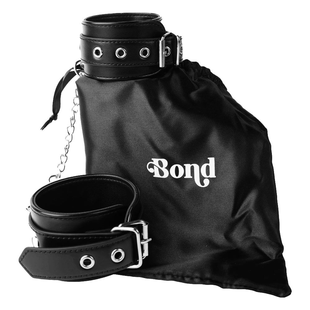 Luxury wrist handcuffs Bond