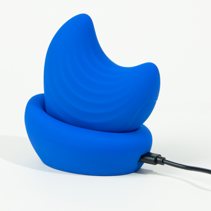 Moon 2-in-1 stimulator from HYYO  - Limited edition