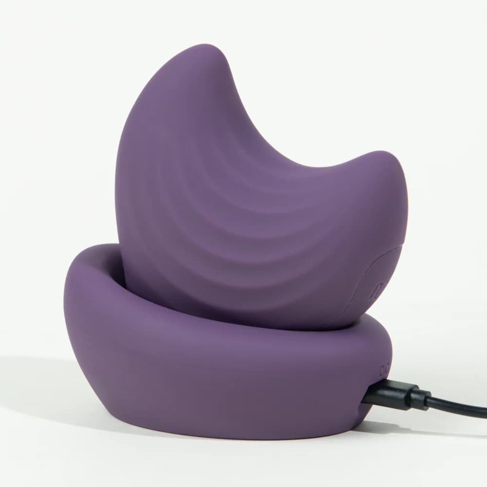 Moon 2-in-1 stimulator from HYYO  - Purple