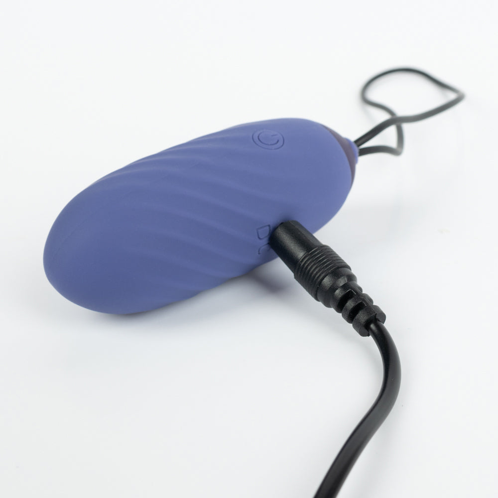 Cocotte - remote-controlled vibrating egg - Blue