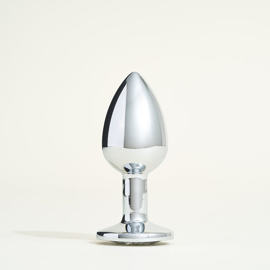 Metal plug with rhinestone diamond butt