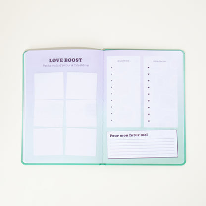 LOVE & CARE Gratitude booklet