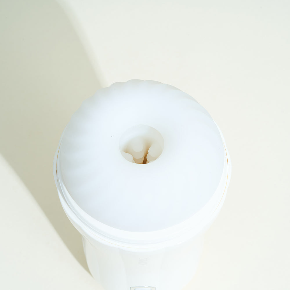 Robin vibrant masturbator