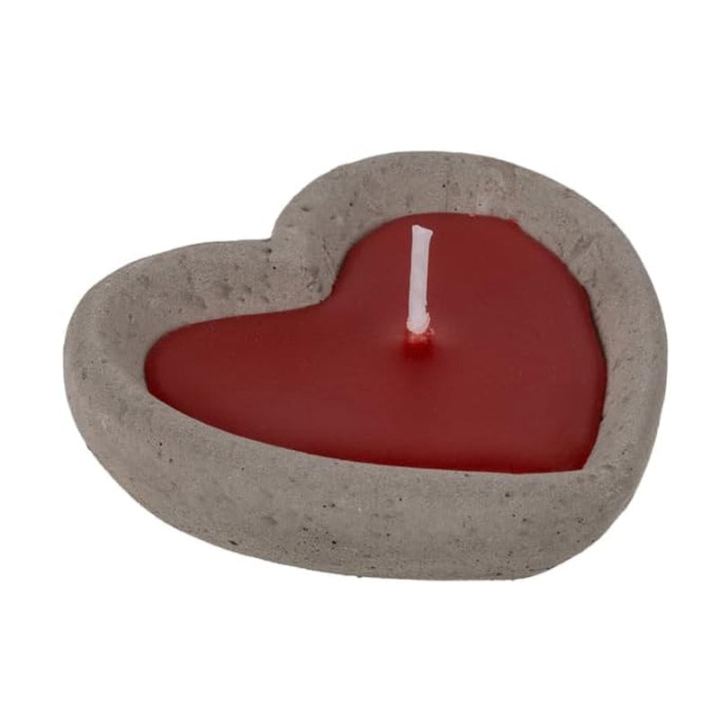 2 decorative red heart candles