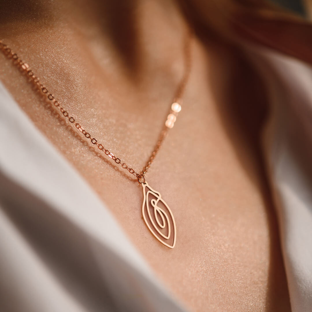 Vulva collar pink gold vulvii