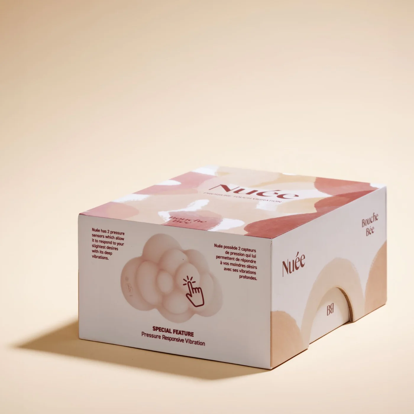 Bée mouth vibrant pebble cloud