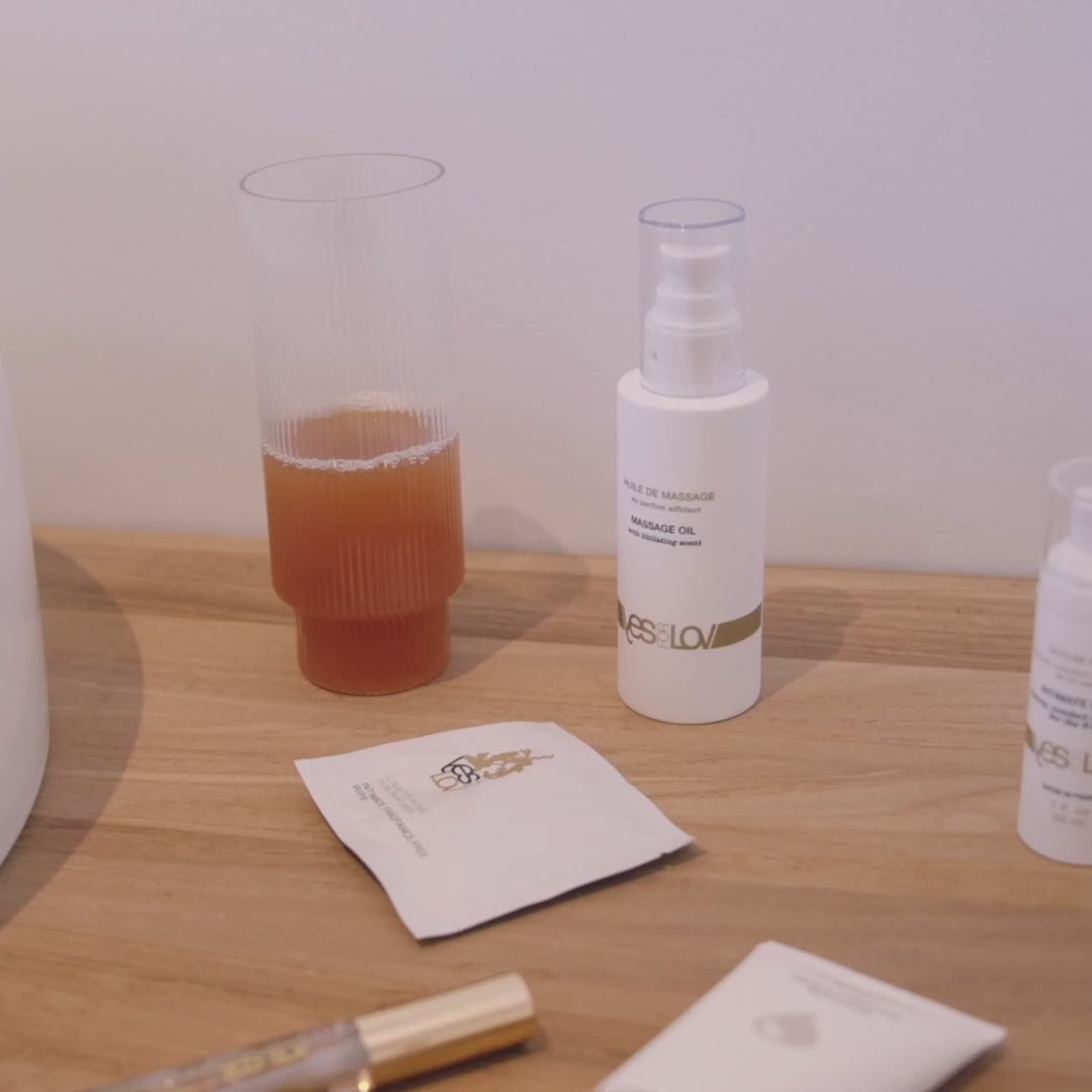 YESFORlov Eniving Massage Oil