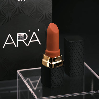 Arä Vibrating Lipstick